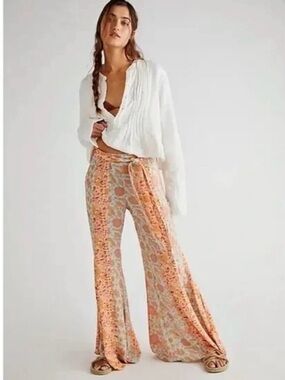 Free People Bali Sultry Boho Floral Wide Leg Flare-NWT-size large
